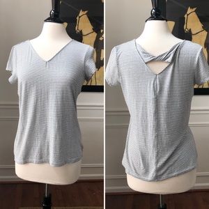 Rachel Zoe Vneck Stripe Twist Back Detail L